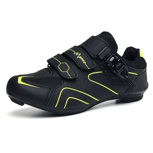 Chaussures de cyclisme professionnelles noir et jaune fluo pour le VTT et la route.