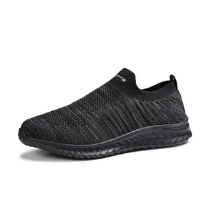 Breathable flyknit slip-on sneakers for men and women, black running shoes