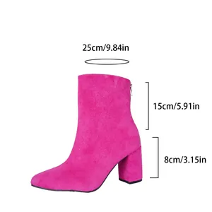 Mesures détaillées des bottines en daim fuchsia avec dimensions de la tige et du talon haut