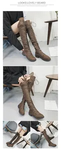 Vue multi-angle de bottes cuissardes en daim marron avec laçage sur le devant.