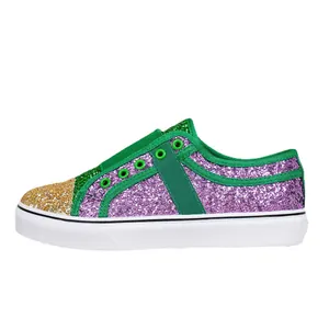Casual instappers voor dames met paarse en gouden lovertjes en groene canvas accenten