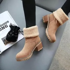 Warme dames enkellaarsjes met blokhak en zachte voering van imitatiebont voor de winter