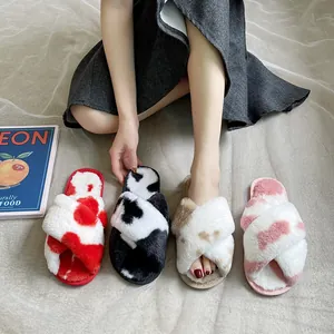 Pantofole di Peluche a Croce da Donna in Pelliccia Sintetica Calde da Casa Ciabatte Motivo Mucca Punta Aperta Scarpe Basse da Casa