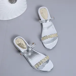 Elegantes sandalias plateadas con pedrería para mujer, estilo versátil de dos usos con tacón medio
