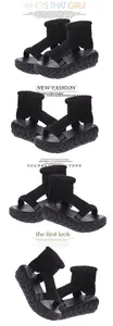 Dettaglio dei sandali platform in maglia nera da donna con spesse suole a treccia