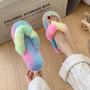 Bunte Regenbogen-Hausschuhe aus Kunstpelz für Damen für Herbst und Winter.