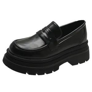 Stylish vintage black platform loafers for women with chunky sole and JK style design