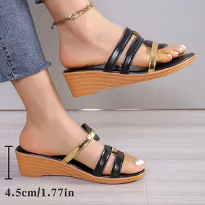 Sandali con zeppa da donna con design a punta aperta e misura dell'altezza del tacco di 4,5 cm