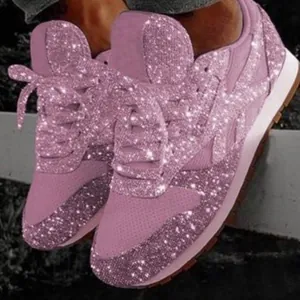Funkelnde rosa Glitzer-Sneaker für Damen mit Pailletten-Finish und Plateausohle