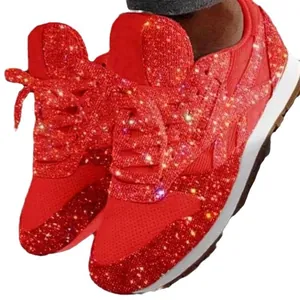 Elegante rote Plateau-Sneaker mit Pailletten und atmungsaktivem Glitzer für Damen