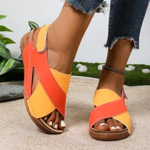 Sandales à talons compensés orange et jaune pour femmes avec bout ouvert élégant