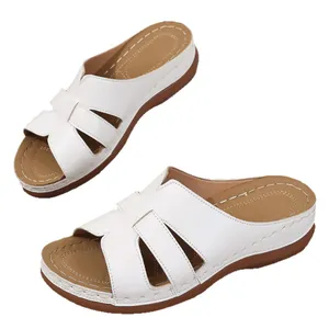 Sandalias de cuña blancas para mujer con diseño calado de verano casual chic