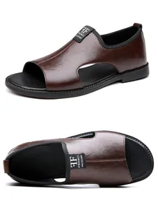 Vistas lateral y superior de sandalias de cuero marrón transpirables para hombre con punta abierta