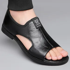 Sandalias de cuero negro transpirable para hombre con punta abierta y suela blanda