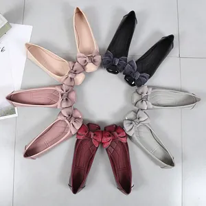 Eleganti ballerine a punta quadrata con grandi fiocchi in tessuto in vari colori
