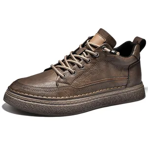 Handgefertigte braune Herren-Freizeitschuhe aus weichem Leder mit weicher Sohle