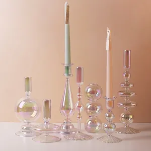 Bougeoirs élégants en verre iridescent avec finition arc-en-ciel pour décoration