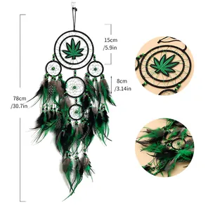 Especificaciones detalladas de tamaño de un atrapasueños de seis anillos verde con hojas