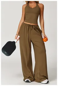 Ensemble de yoga brossé olive avec haut dos nu et pantalon de sport large pour femme