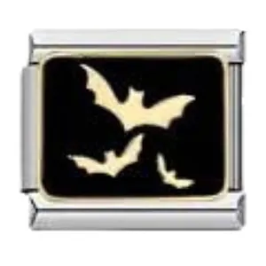 Link charm italiano in acciaio inossidabile con sfondo nero e tre sagome di pipistrelli dorati