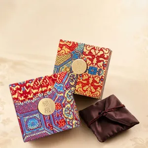 Eleganti scatole regalo per gioielli in stile cinese tradizionale con motivi e sacchetto