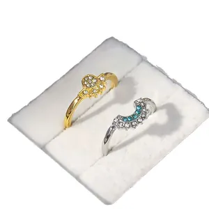 Élégant ensemble de bagues soleil et lune en cristal pour femme en or et argent