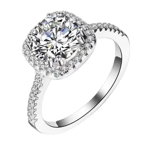 Elegante anillo de plata con halo de diamante de corte cojín cuadrado para mujer hoy.