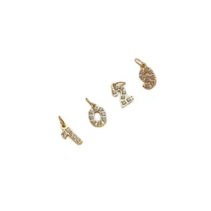 Zarte Glückszahl-Anhänger aus Edelstahl mit Zirkonia-Besatz für individuellen DIY-Schmuck