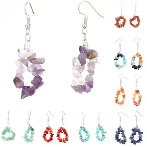 Collection de boucles d'oreilles pendantes en pierres de cristal naturel faites à la main
