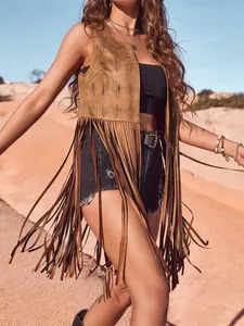 Gilet marrone scamosciato con frange da donna in stile boho hippie per l'outdoor.