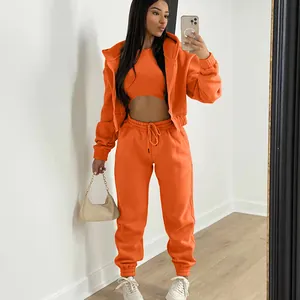 Conjunto de chándal de 3 piezas para mujer en color naranja con forro polar y sudadera