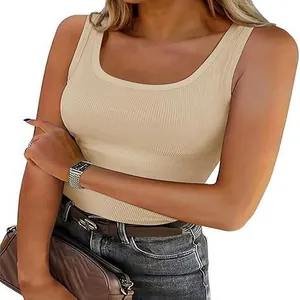 Débardeur côtelé à col carré pour femme en couleur abricot, coupe ajustée décontractée