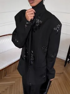 Elegantes schwarzes Damen-Set aus Blazer und Hose mit Paillettenstickerei für Feste
