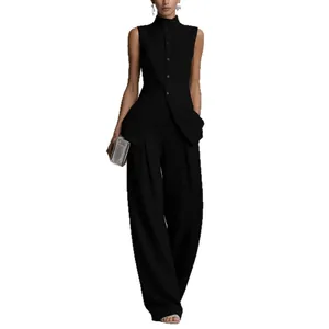 Elegantes schwarzes ärmelloses langes Hemd und weite Hose, zweiteiliges Set für Damen.