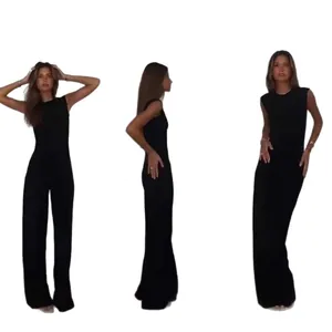 Combinaison sans manches noire élégante pour femme, coupe ajustée pour l'été 2025