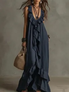 Elegantes blaues Bohème-Maxikleid mit V-Ausschnitt und Rüschen für den Sommerlook