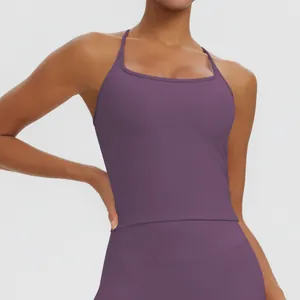 Lila Sport-Camisole Yoga-Top mit Spaghettiträgern und passenden Leggings für Fitness