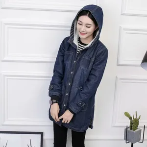 Long-sleeved hooded denim jacket with warm white fleece lining