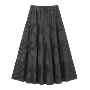 Elegante falda midi de punto plisada en línea A gris oscuro con cintura elástica