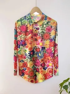 Camicia a maniche lunghe da donna con stampa floreale vivace perfetta per le vacanze
