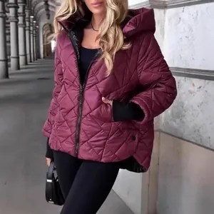 Stylish women's burgundy diamond quilted loose hooded jacket for autumn winter warmth