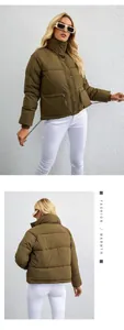 Vistas detalladas frontal y trasera de la chaqueta acolchada corta de cuello alto para mujer
