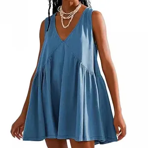 Sleeveless V-neck pleated tank dress with pockets in blue