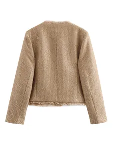 Rückansicht einer schimmernden Bouclé-Tweed-Jacke für Damen mit klassischem Fransen-Saum