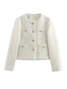 Elegante weiße Tweedjacke für Damen mit glänzender Seidentextur und Goldknöpfen