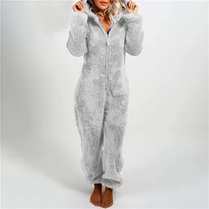 Combinaison pyjama douillette grise à capucha en polaire pour femme avec zip
