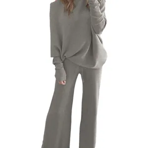 Completo due pezzi in maglia da donna con maniche a pipistrello e pantaloni a gamba larga