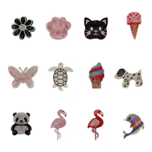 Divers charms en strass (animaux et nourriture) pour porte-clés et sacs DIY