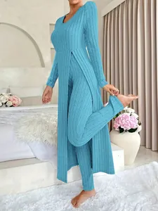 Set due pezzi in maglia a costine azzurro con tunica a maniche lunghe spaccata
