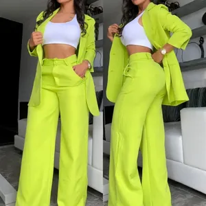 Élégant Femmes Haut Et Bas Tenue De Bureau Formelle Blazer À Revers Avec Manches Fendues Et Pantalon Droit Taille Haute Couleur Unie Costume De Navettage En Polyester